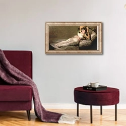 «The Clothed Maja, c.1800» в интерьере гостиной в бордовых тонах