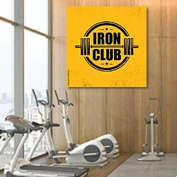 «Iron Club » в интерьере фитнес-зала с тренажерами