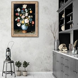 «Bouquet of Flowers, 1609» в интерьере современной кухни в серых тонах