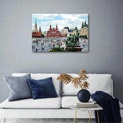 «Россия, Москва. Переполненная Красная площадь» в интерьере современной гостиной в синих тонах