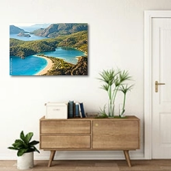 «Лагуна Олюдениз. Морской пейзаж с видом на пляж» в интерьере современной прихожей над тумбой