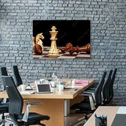 «Шах и мат» в интерьере современного офиса с черной кирпичной стеной