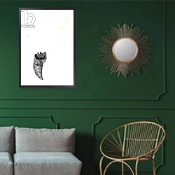«Tooth {Fay-erie Dust}, 2014» в интерьере классической гостиной с зеленой стеной над диваном