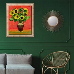 «Sunflowers on a Red Background» в интерьере классической гостиной с зеленой стеной над диваном