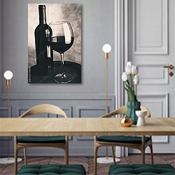 «Бокал красного вина. Чёрно-белое фото» в интерьере классической кухни у двери
