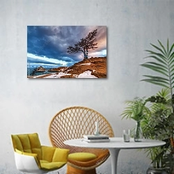 «Россия, Байкал. Облачный зимний пейзаж» в интерьере современной гостиной с желтым креслом