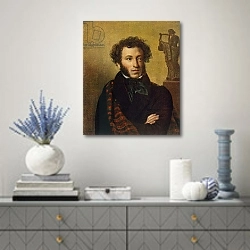 «Portrait of Alexander Pushkin, 1827» в интерьере современной гостиной с голубыми деталями