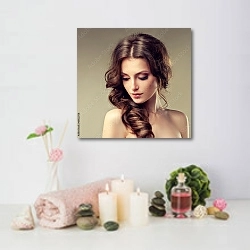 «Девушка с вьющимися волосами 1» в интерьере салона красоты