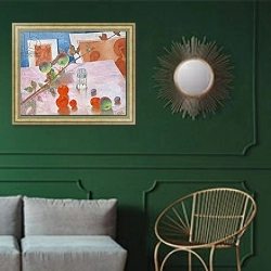 «Still Life, 1918» в интерьере классической гостиной с зеленой стеной над диваном