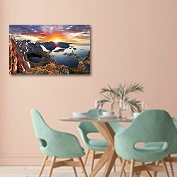 «Скалистый берег на закате, Норвегия» в интерьере современной столовой в пастельных тонах