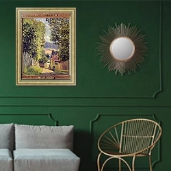 «A Road in Louveciennes, 1883» в интерьере классической гостиной с зеленой стеной над диваном