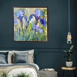 «Lilac mist of irises» в интерьере классической спальни с темными стенами