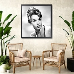 «Fonda, Jane» в интерьере комнаты в стиле ретро с плетеными креслами