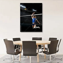 «Волейболистка» в интерьере конференц-зала с круглым столом