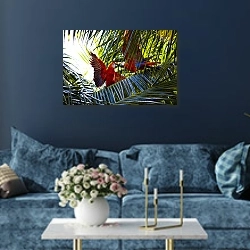 «Красные попугаи в листве» в интерьере современной гостиной в синем цвете