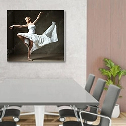 «Балерина в белом платье» в интерьере современного офиса над столом для конференций