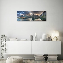 «Лофотенские острова. Норвегия» в интерьере стильной минималистичной гостиной в белом цвете