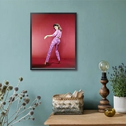 «Ann-Margret 55» в интерьере в стиле ретро с бирюзовыми стенами