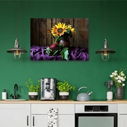 «Натюрморт с подсолнухами и баклажаном» в интерьере кухни с зелеными стенами