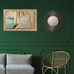 «Sotoportego del Traghetto, 2011» в интерьере классической гостиной с зеленой стеной над диваном