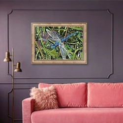 «Blue Dragonfly» в интерьере гостиной с розовым диваном
