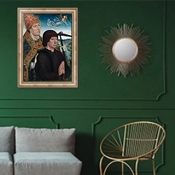 «Святой Клемент и даритель» в интерьере классической гостиной с зеленой стеной над диваном