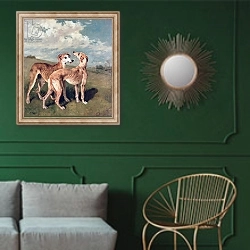 «Greyhounds» в интерьере классической гостиной с зеленой стеной над диваном