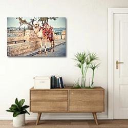 «Верблюд на дороге возле Старого города Иерусалима» в интерьере современной прихожей над тумбой