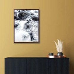 «Черно-белые розы 3» в интерьере в стиле минимализм над комодом