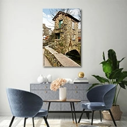 «Англия. Графство Камбрия.Старый мост в  Амблсайде» в интерьере современной гостиной над комодом