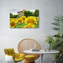 «Италия, Тоскана. Поле с подсолнухами» в интерьере современной гостиной с желтым креслом