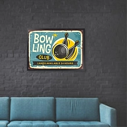 «Боулинг-клуб, ретро-вывеска с шаром для боулинга и кеглями» в интерьере в стиле лофт с черной кирпичной стеной