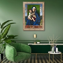 «Дева Мария с младенцем 20» в интерьере гостиной в зеленых тонах