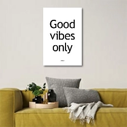«Good vibes only» в интерьере в скандинавском стиле с желтым диваном