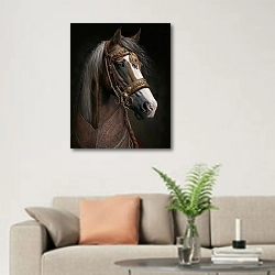 «Конь #1» в интерьере современной светлой гостиной над диваном