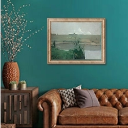 «Arques-la-Bataille» в интерьере гостиной с зеленой стеной над диваном