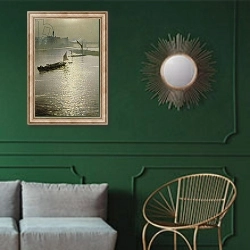 «From Waterloo Bridge: Sun Bursting through Fog, c.1924» в интерьере классической гостиной с зеленой стеной над диваном
