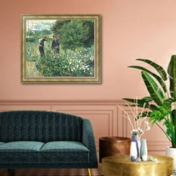 «Picking Flowers, 1875» в интерьере классической гостиной с зеленой стеной над диваном