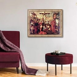 «Crucifixion 2» в интерьере гостиной в бордовых тонах