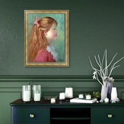 «Young girl with Long hair in profile, 1890» в интерьере прихожей в зеленых тонах над комодом