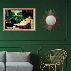 «Venus with an Organist and Cupid, c.1540-50» в интерьере классической гостиной с зеленой стеной над диваном