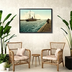 «Франция. Дюнкерк, порт во время прилива» в интерьере комнаты в стиле ретро с плетеными креслами