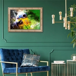«Зеленый акварельный попугай» в интерьере в классическом стиле с зеленой стеной