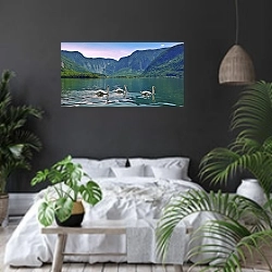 «Гальштатское озеро» в интерьере современной спальни с черными стенами