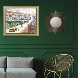 «The Port of Fecamp, 1924» в интерьере классической гостиной с зеленой стеной над диваном