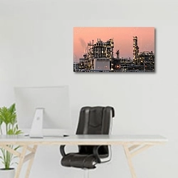 «Нефтеперерабатывающий завод в розовых сумерках» в интерьере офиса над рабочим местом