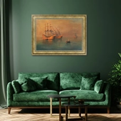 «Флотилия Колумба в дымке» в интерьере зеленой гостиной над диваном