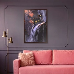 «Дом над водопадом» в интерьере гостиной с розовым диваном