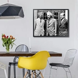 «История в черно-белых фото 269» в интерьере столовой в скандинавском стиле с яркими деталями