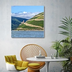 «Германия. Виноградники. Долина Рейна и замок Эренфельз» в интерьере современной гостиной с желтым креслом
